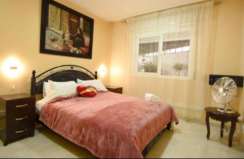 Appartement Elegant Et Climatise Au Centre Avec Terrasse - Proche Plage Et Attractions ! Tanger Zewnętrze zdjęcie
