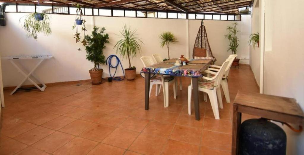 Appartement Elegant Et Climatise Au Centre Avec Terrasse - Proche Plage Et Attractions ! Tanger Zewnętrze zdjęcie