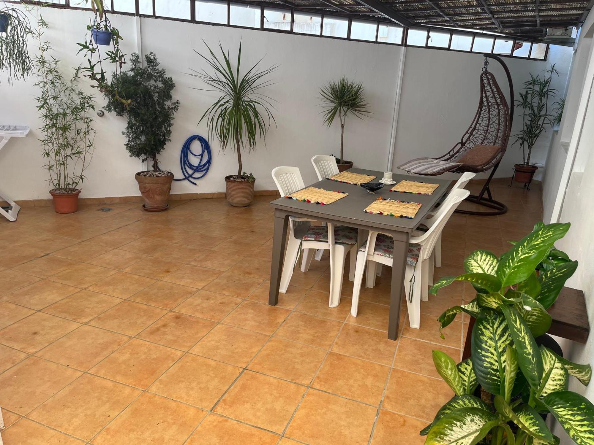 Appartement Elegant Et Climatise Au Centre Avec Terrasse - Proche Plage Et Attractions ! Tanger Zewnętrze zdjęcie